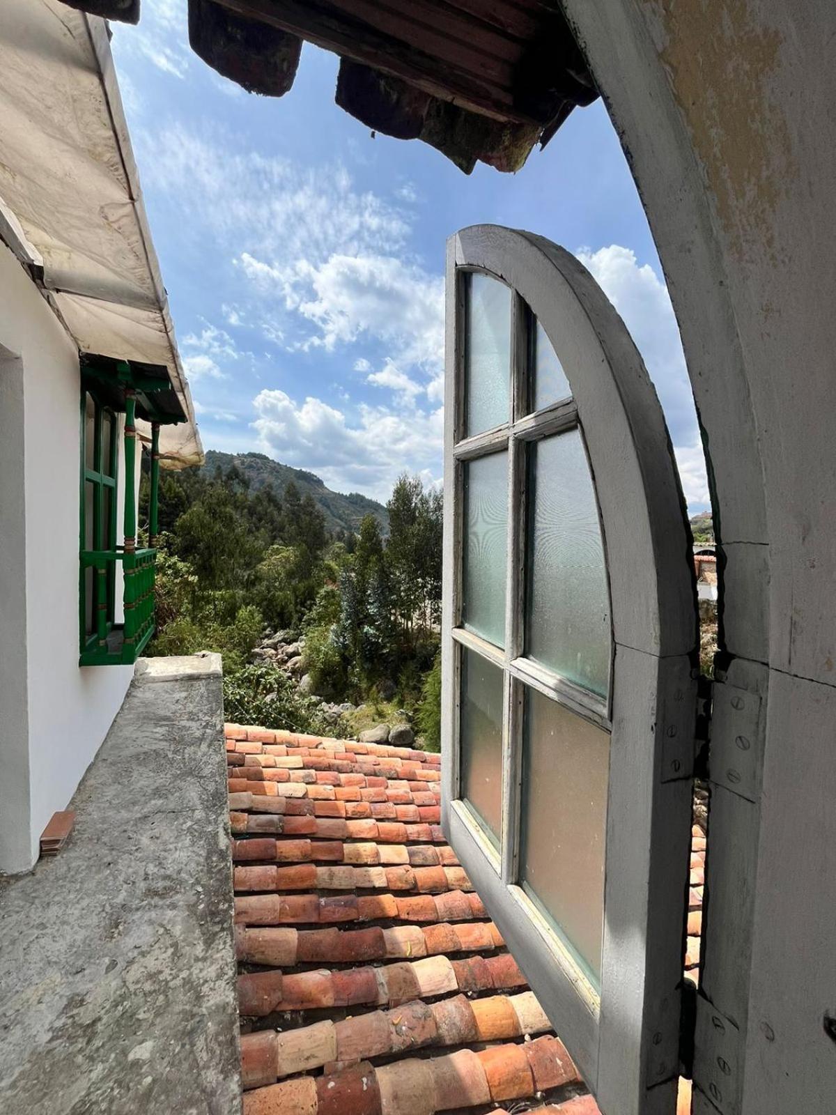 Hotel Calicanto Real Cafe Museo Monguí Buitenkant foto